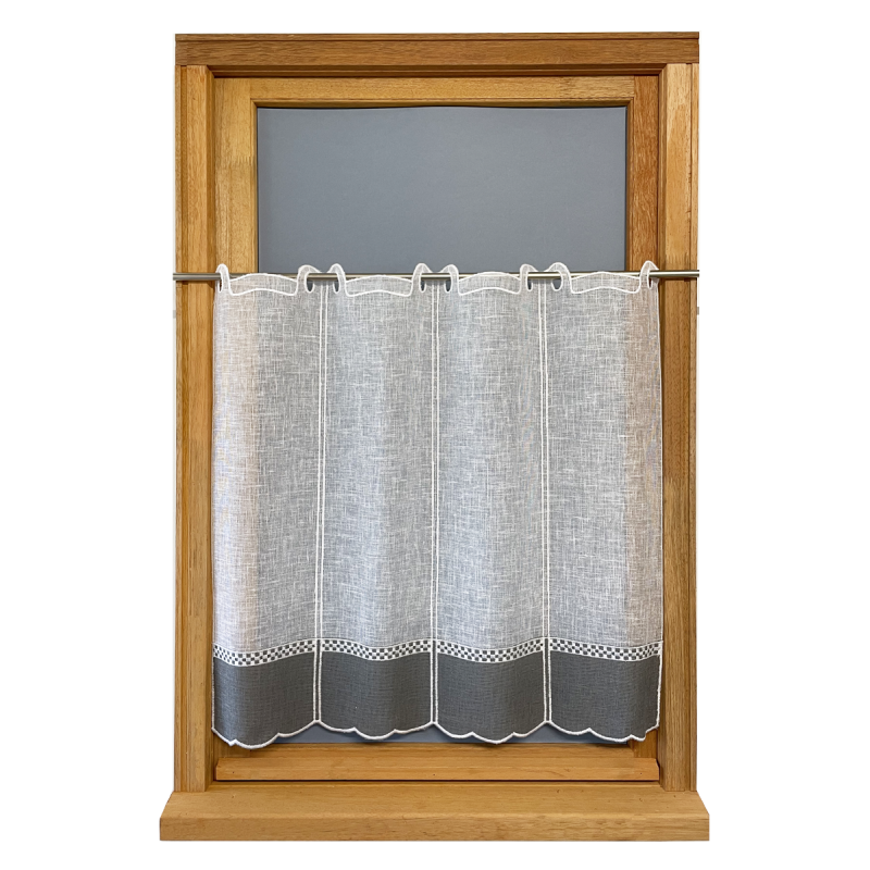cafe curtain iris